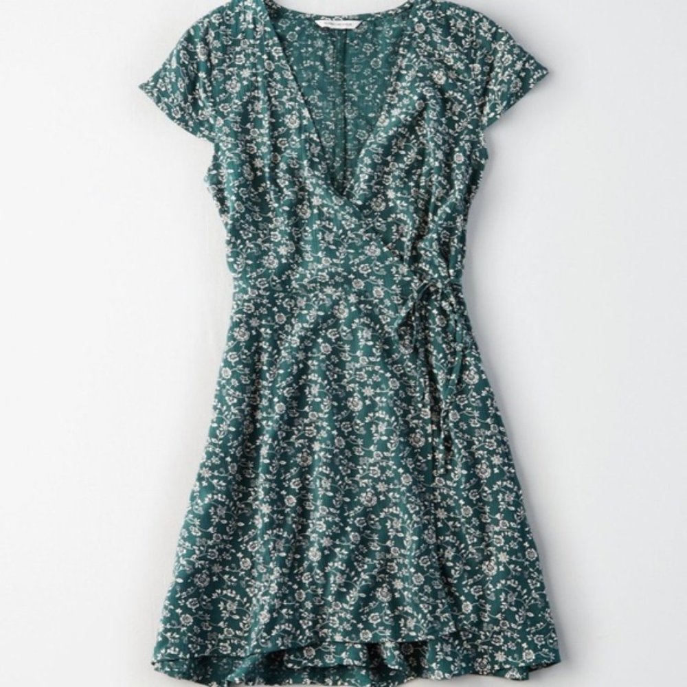 AEO Green Floral a Wrap Dress